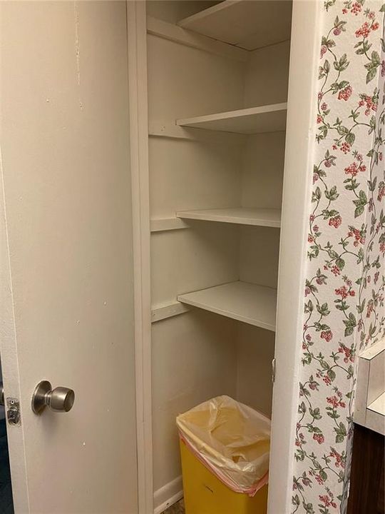 For Sale: $349,000 (4 beds, 2 baths, 1242 Square Feet)