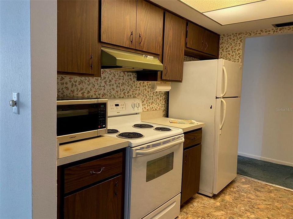 For Sale: $349,000 (4 beds, 2 baths, 1242 Square Feet)