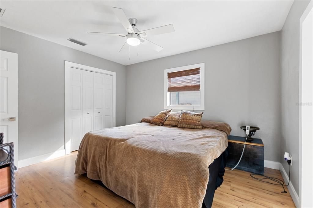 На продажу: $569,000 (3 спален, 2 ванн, 1604 Квадратных фут)