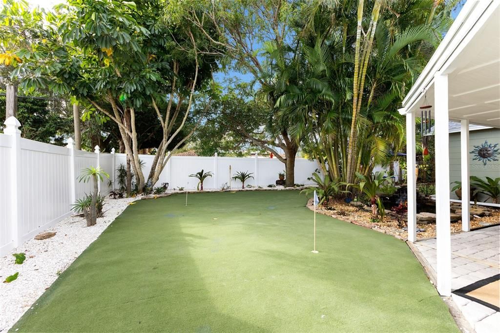 На продажу: $569,000 (3 спален, 2 ванн, 1604 Квадратных фут)