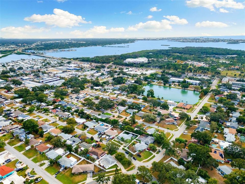 На продажу: $569,000 (3 спален, 2 ванн, 1604 Квадратных фут)