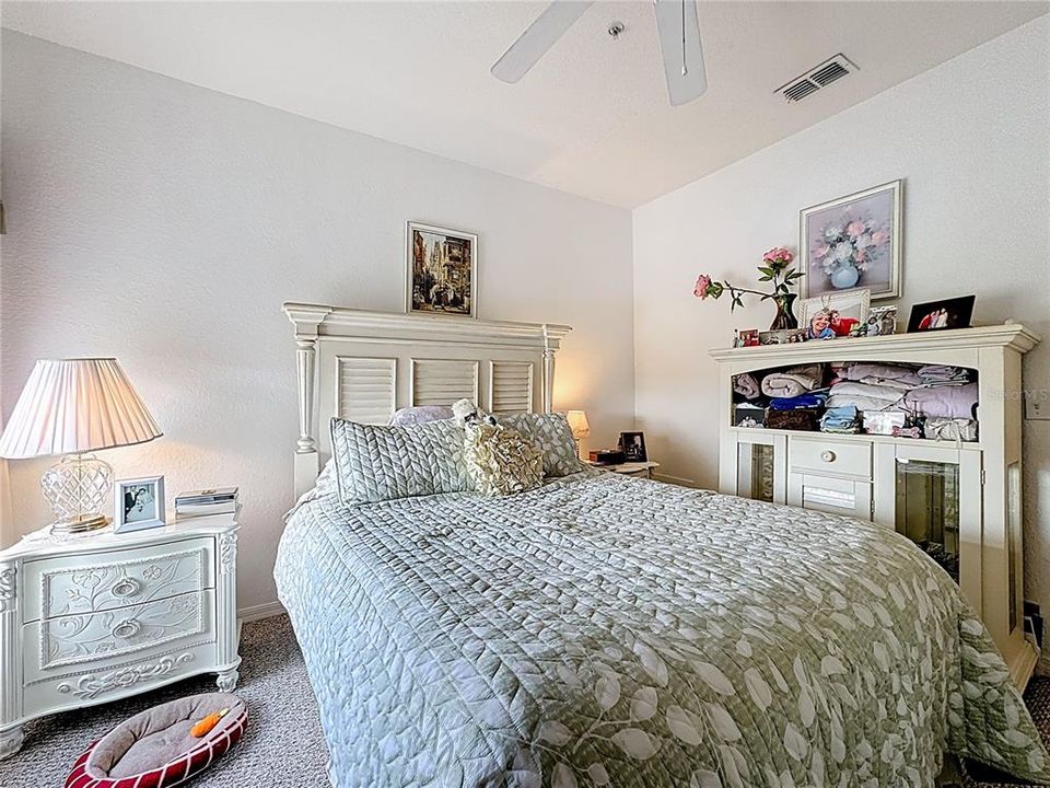 待售: $180,000 (1 贝兹, 1 浴室, 672 平方英尺)