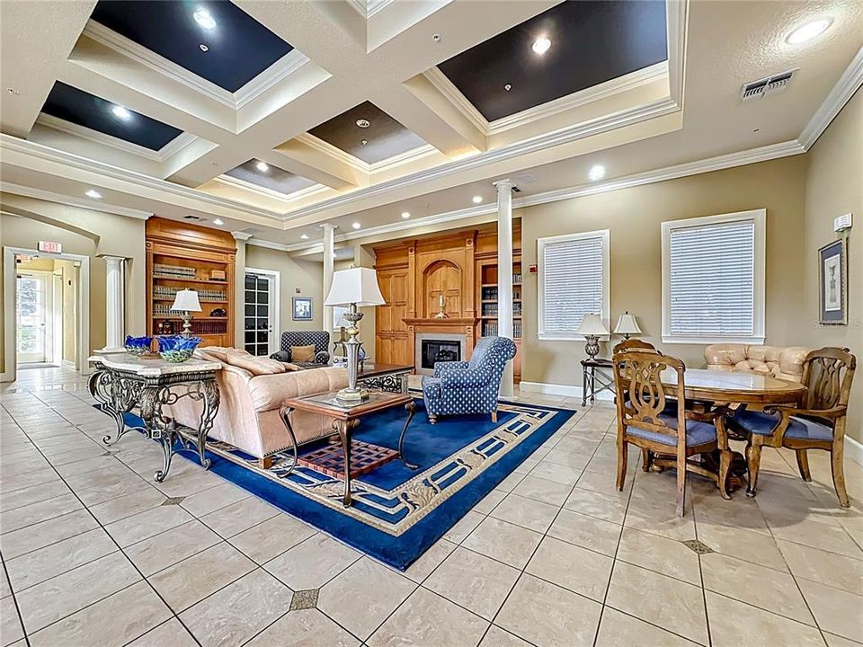 待售: $180,000 (1 贝兹, 1 浴室, 672 平方英尺)