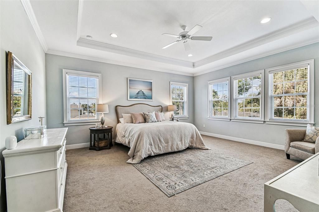 На продажу: $2,250,000 (6 спален, 4 ванн, 4148 Квадратных фут)