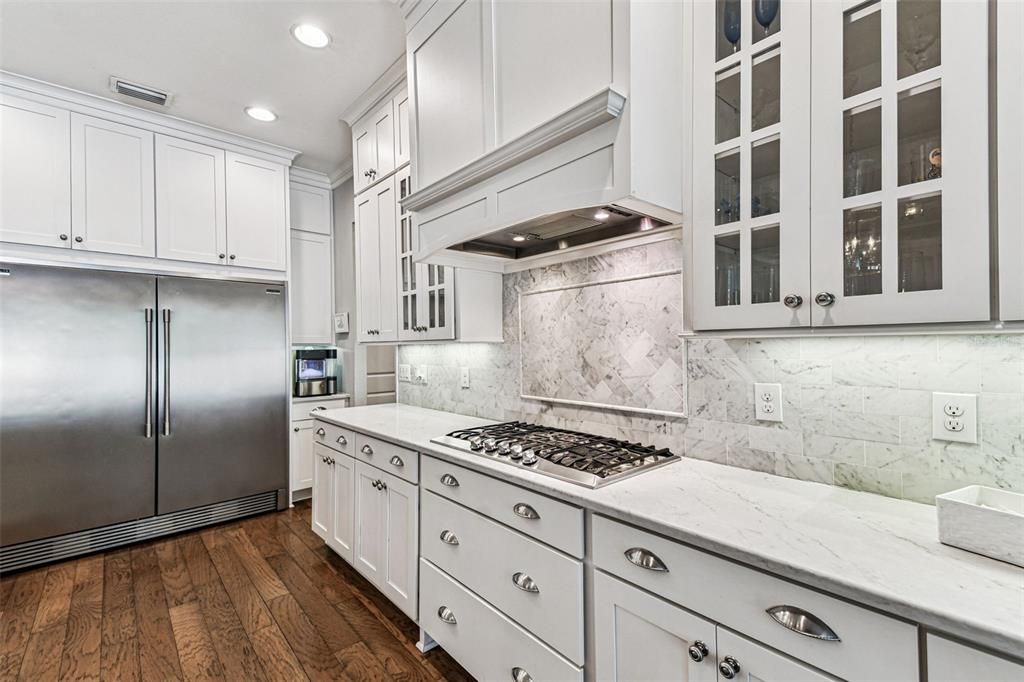 На продажу: $2,250,000 (6 спален, 4 ванн, 4148 Квадратных фут)