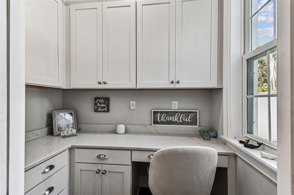 На продажу: $2,250,000 (6 спален, 4 ванн, 4148 Квадратных фут)