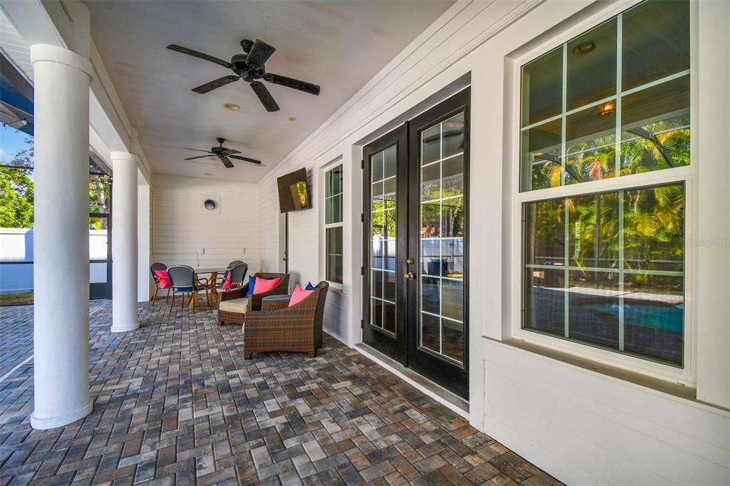 На продажу: $2,250,000 (6 спален, 4 ванн, 4148 Квадратных фут)