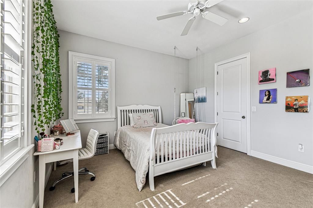 На продажу: $2,250,000 (6 спален, 4 ванн, 4148 Квадратных фут)