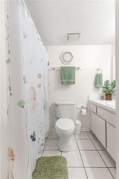 待售: $138,000 (2 贝兹, 2 浴室, 1100 平方英尺)