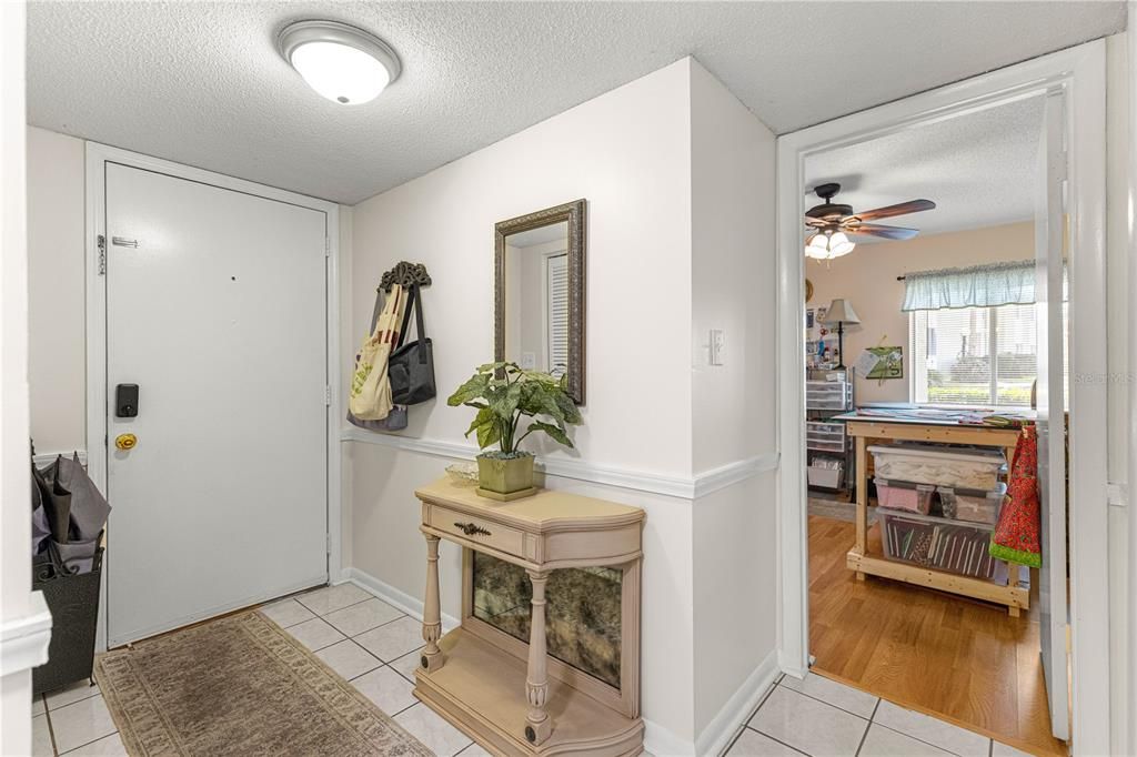 待售: $138,000 (2 贝兹, 2 浴室, 1100 平方英尺)