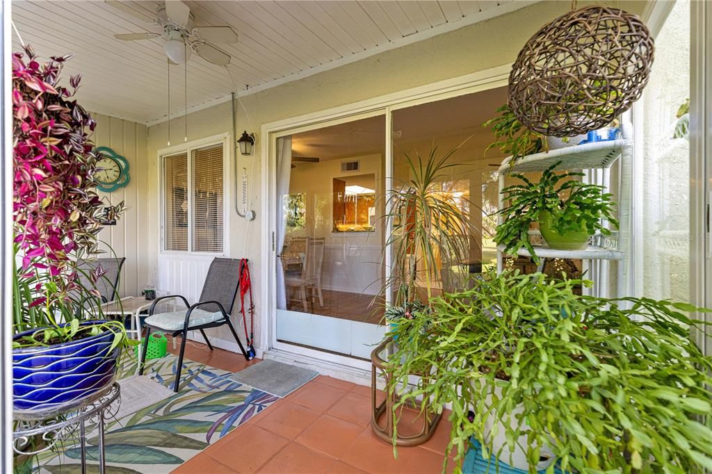 待售: $138,000 (2 贝兹, 2 浴室, 1100 平方英尺)