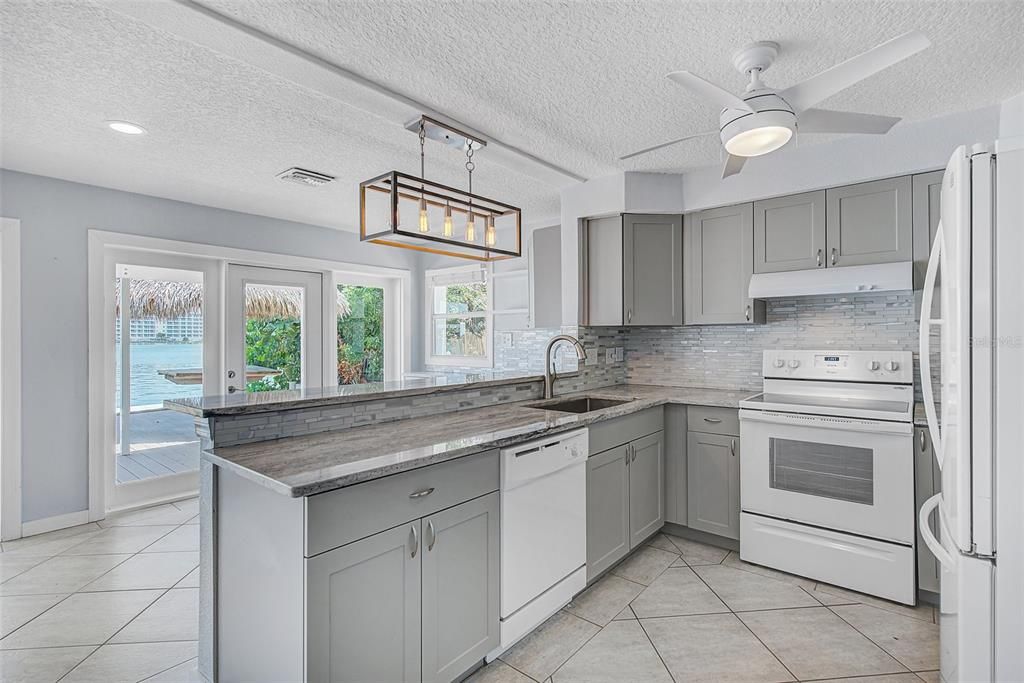 For Rent: $4,350 (3 beds, 2 baths, 1680 Square Feet)