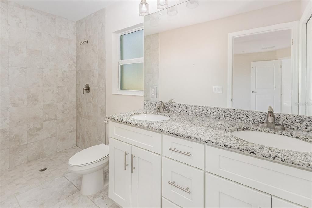 For Sale: $269,950 (3 beds, 2 baths, 1321 Square Feet)