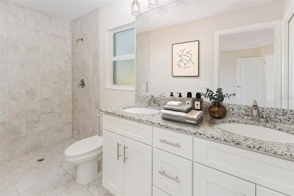 For Sale: $269,950 (3 beds, 2 baths, 1321 Square Feet)