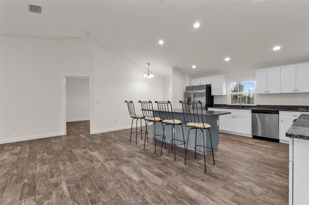 For Sale: $339,000 (3 beds, 2 baths, 1502 Square Feet)