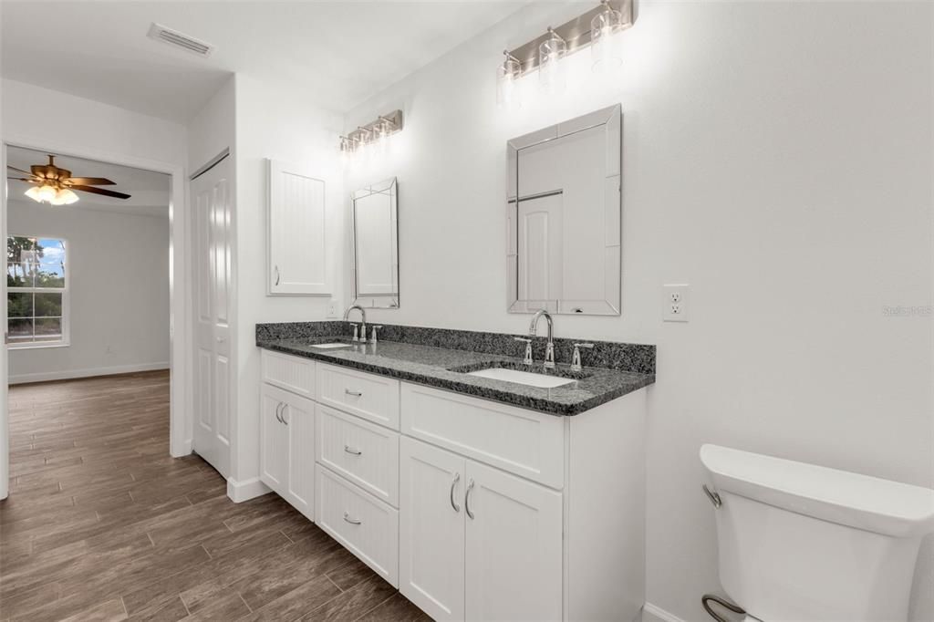 For Sale: $339,000 (3 beds, 2 baths, 1502 Square Feet)