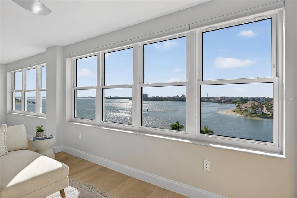 合同活跃: $415,000 (2 贝兹, 2 浴室, 1740 平方英尺)