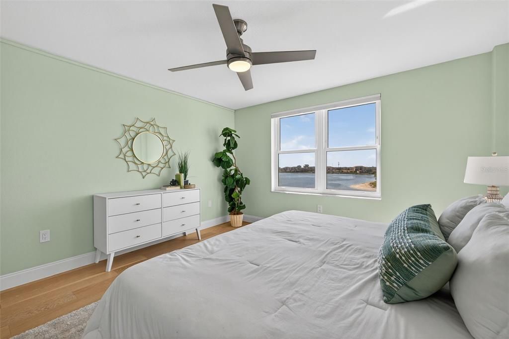 合同活跃: $415,000 (2 贝兹, 2 浴室, 1740 平方英尺)