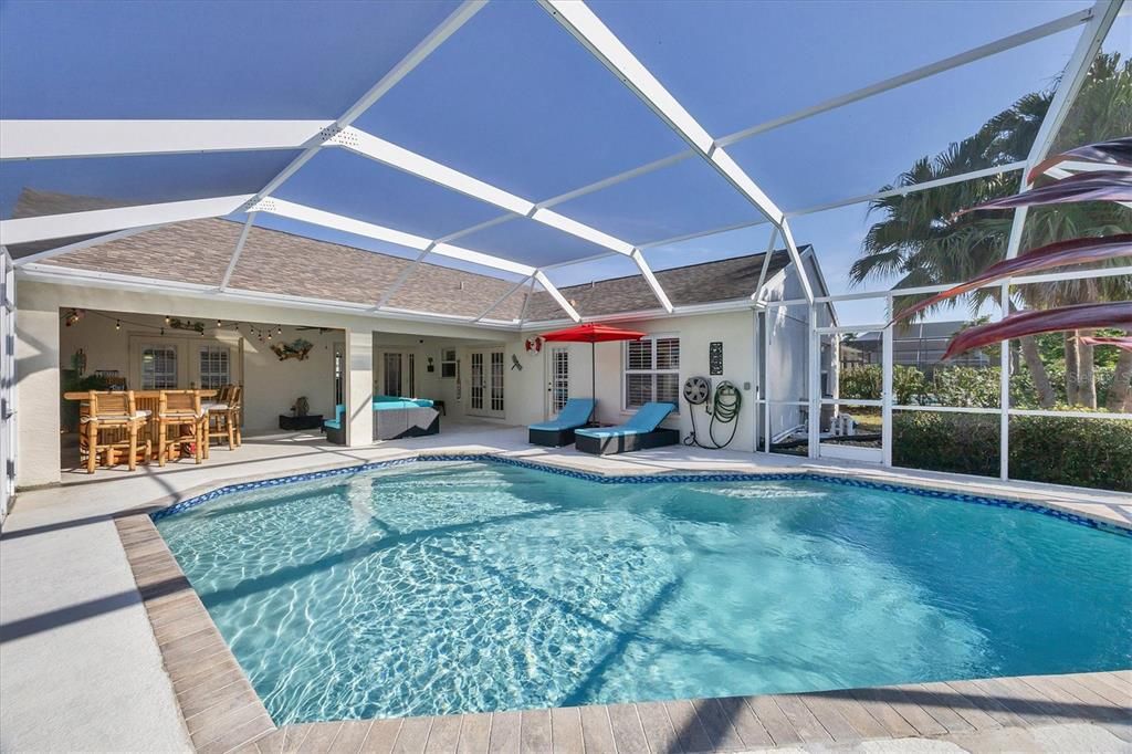 待售: $520,000 (4 贝兹, 2 浴室, 2144 平方英尺)