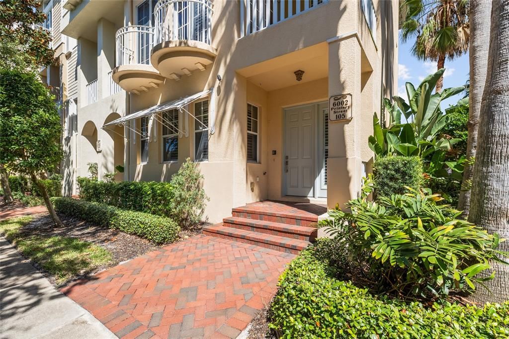 For Rent: $5,200 (3 beds, 3 baths, 2262 Square Feet)