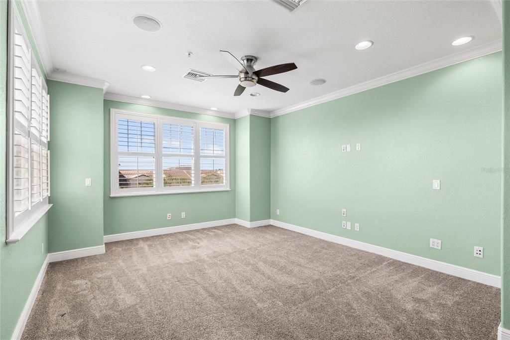 For Rent: $5,200 (3 beds, 3 baths, 2262 Square Feet)