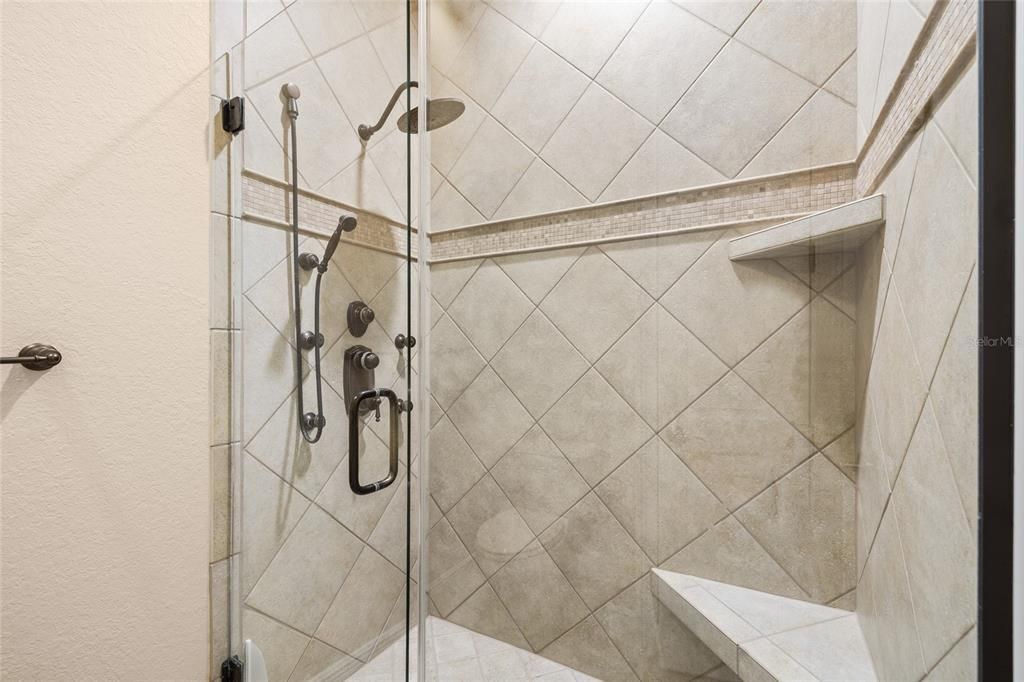 For Rent: $5,200 (3 beds, 3 baths, 2262 Square Feet)