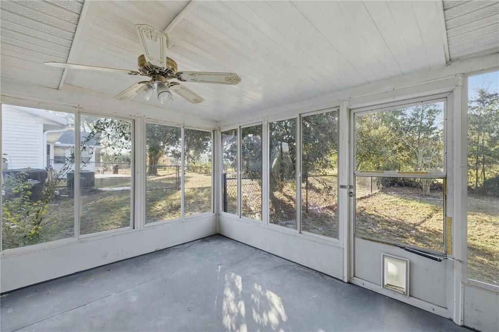 For Sale: $189,000 (2 beds, 2 baths, 1238 Square Feet)