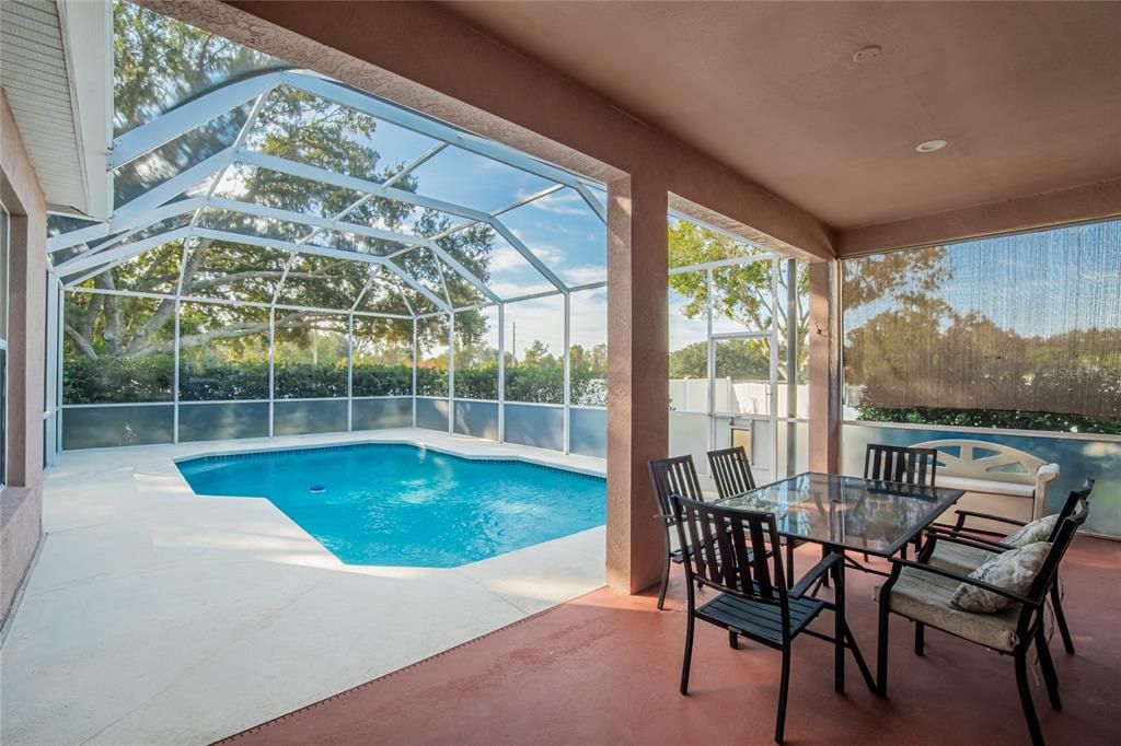 Active With Contract: $525,000 (4 beds, 3 baths, 2328 Square Feet)