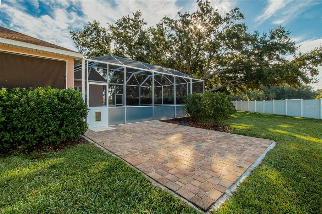 Active With Contract: $525,000 (4 beds, 3 baths, 2328 Square Feet)