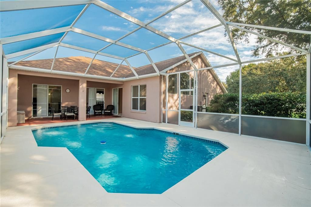 Active With Contract: $525,000 (4 beds, 3 baths, 2328 Square Feet)