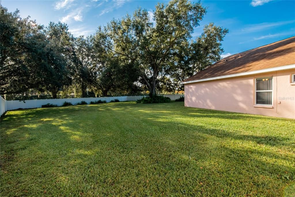 Active With Contract: $525,000 (4 beds, 3 baths, 2328 Square Feet)