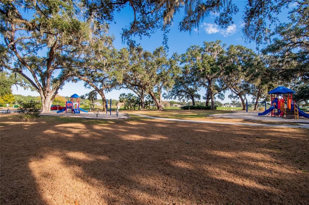 Active With Contract: $525,000 (4 beds, 3 baths, 2328 Square Feet)