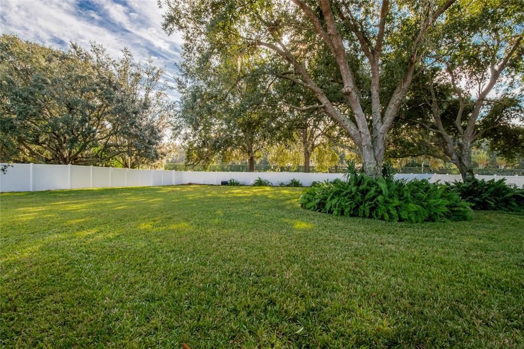 Active With Contract: $525,000 (4 beds, 3 baths, 2328 Square Feet)