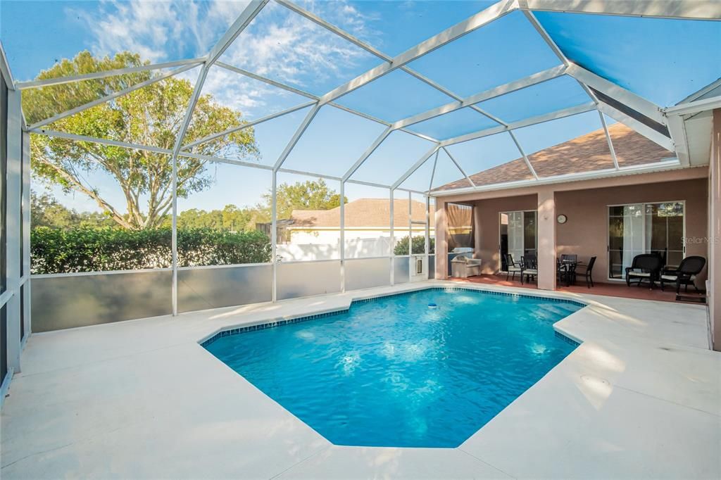 Active With Contract: $525,000 (4 beds, 3 baths, 2328 Square Feet)