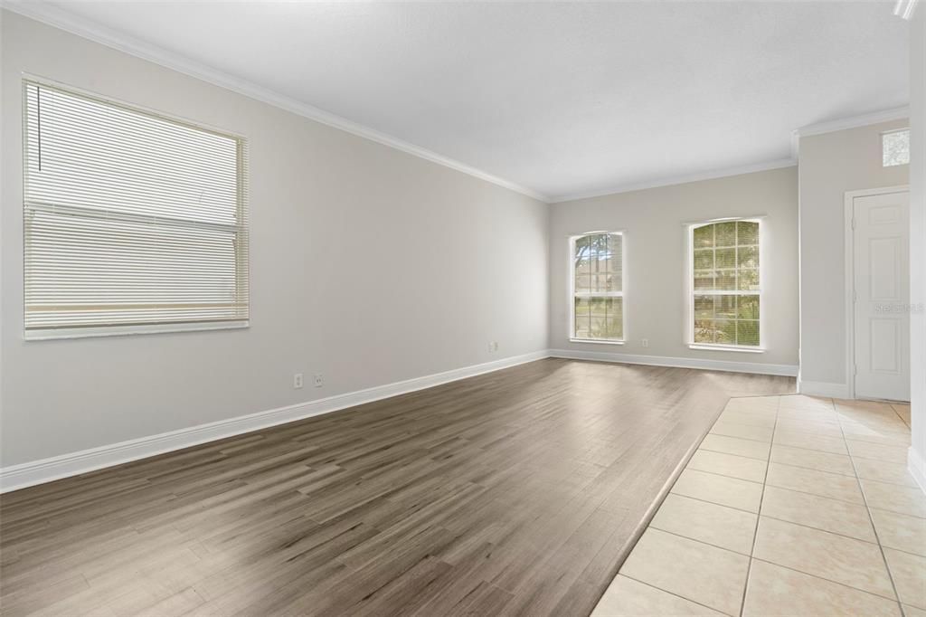 На продажу: $455,000 (4 спален, 2 ванн, 1972 Квадратных фут)