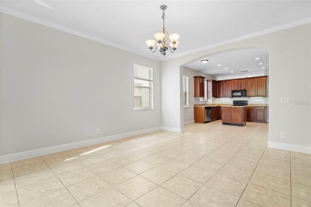 На продажу: $455,000 (4 спален, 2 ванн, 1972 Квадратных фут)