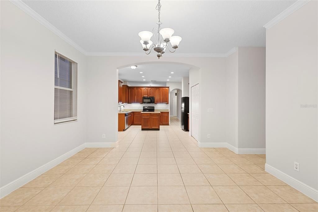 На продажу: $455,000 (4 спален, 2 ванн, 1972 Квадратных фут)