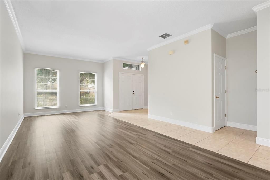 На продажу: $455,000 (4 спален, 2 ванн, 1972 Квадратных фут)