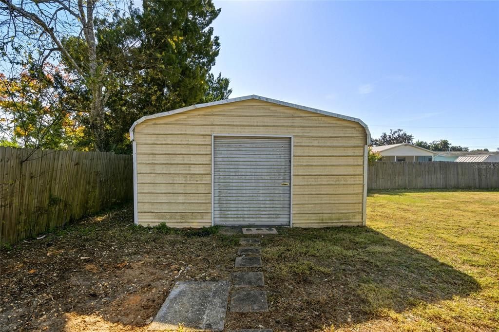 For Sale: $399,900 (2 beds, 2 baths, 1275 Square Feet)