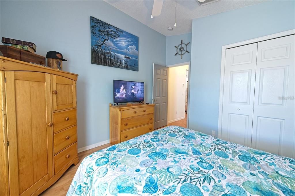 For Sale: $439,900 (4 beds, 2 baths, 1685 Square Feet)