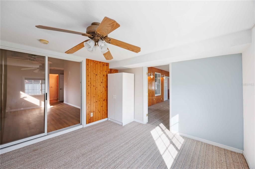 На продажу: $385,000 (2 спален, 2 ванн, 1712 Квадратных фут)