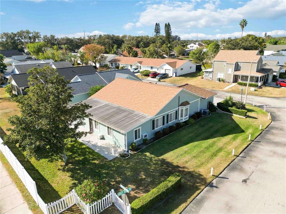 На продажу: $385,000 (2 спален, 2 ванн, 1712 Квадратных фут)