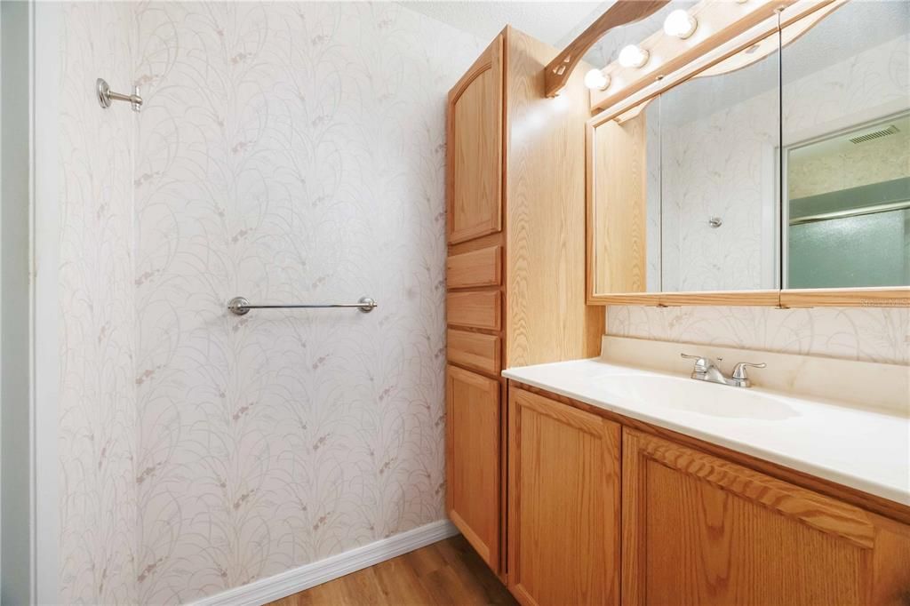 На продажу: $385,000 (2 спален, 2 ванн, 1712 Квадратных фут)