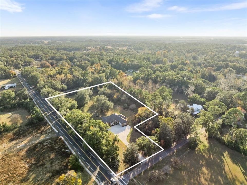 En Venta: $845,000 (3 camas, 3 baños, 3478 Pies cuadrados)