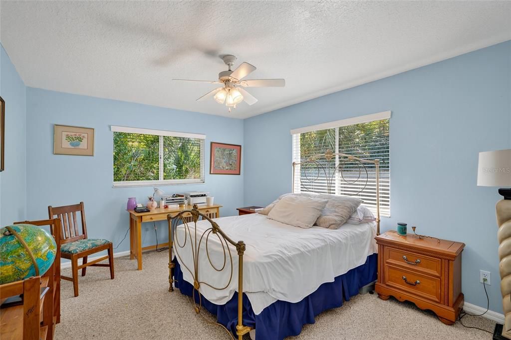 На продажу: $500,000 (3 спален, 2 ванн, 1992 Квадратных фут)