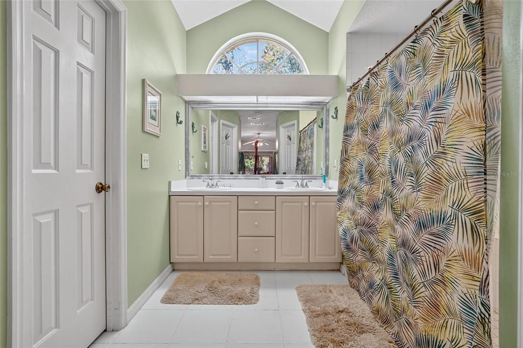 На продажу: $500,000 (3 спален, 2 ванн, 1992 Квадратных фут)