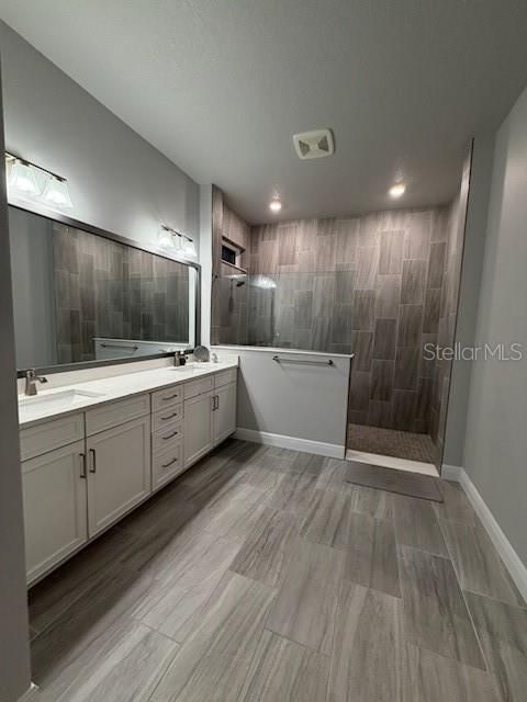 For Sale: $830,000 (4 beds, 3 baths, 3085 Square Feet)