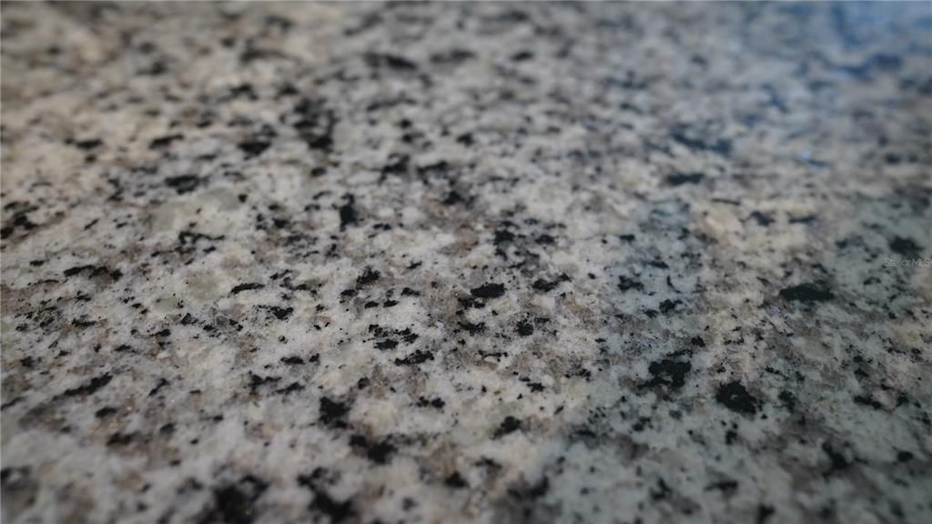 En Venta: $300,000 (3 camas, 2 baños, 1624 Pies cuadrados)