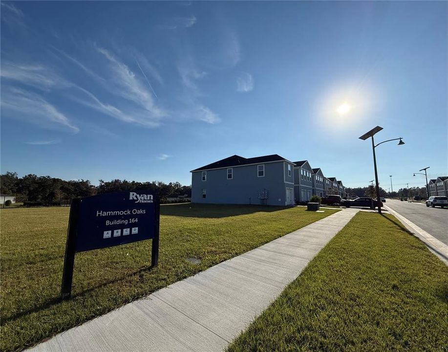 En Venta: $300,000 (3 camas, 2 baños, 1624 Pies cuadrados)