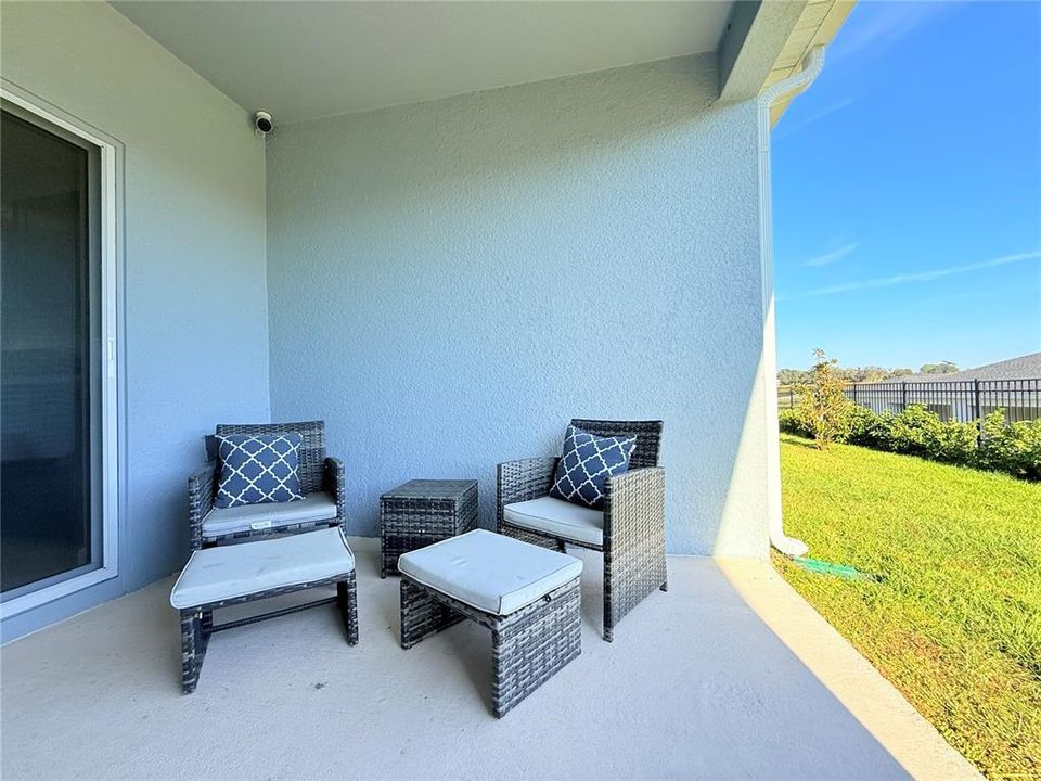 En Venta: $300,000 (3 camas, 2 baños, 1624 Pies cuadrados)